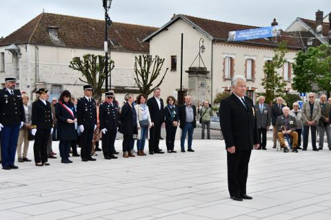 Cérémonie du 8-mai 1945