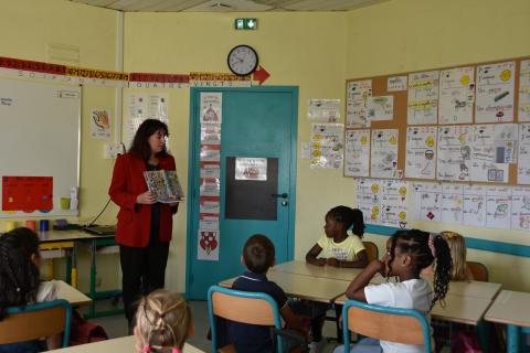 Distribution des cahiers de textes aux CP