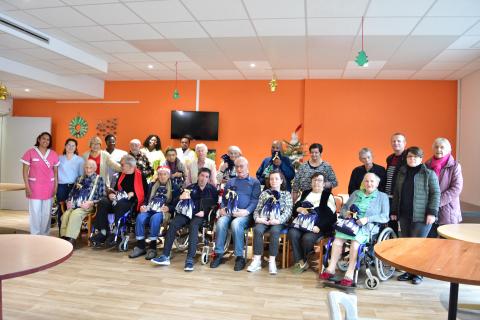 Distribution des colis de Noël