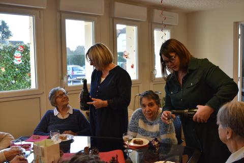 Distribution des colis de Noël