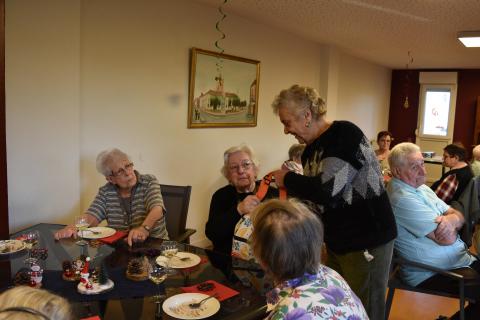 Distribution des colis de Noël