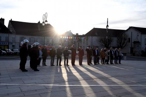 Journée nationale du souvenir et de recueillement en hommage aux victimes civiles et militaires de la guerre d’Algérie et des combats en Tunisie et au Maroc.