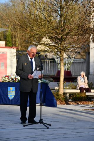 Journée nationale du souvenir et de recueillement en hommage aux victimes civiles et militaires de la guerre d’Algérie et des combats en Tunisie et au Maroc.